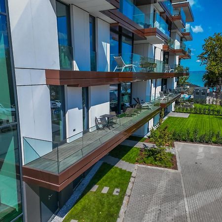 Bj81 Suite Hotel Siofok Bagian luar foto